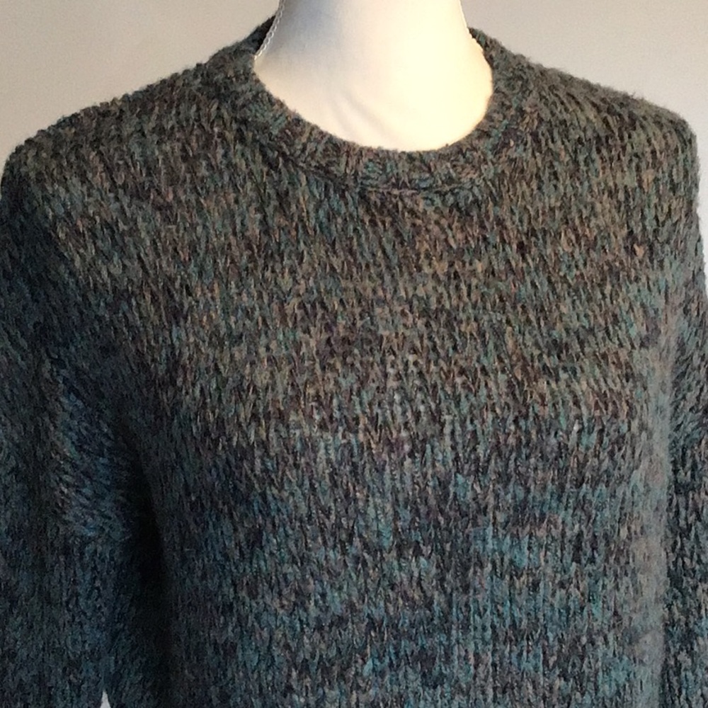 BETWEEN ME & YOU WOOL SWEATER - Picture 4 of 10